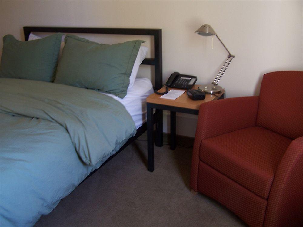 University Inn Минеаполис Екстериор снимка